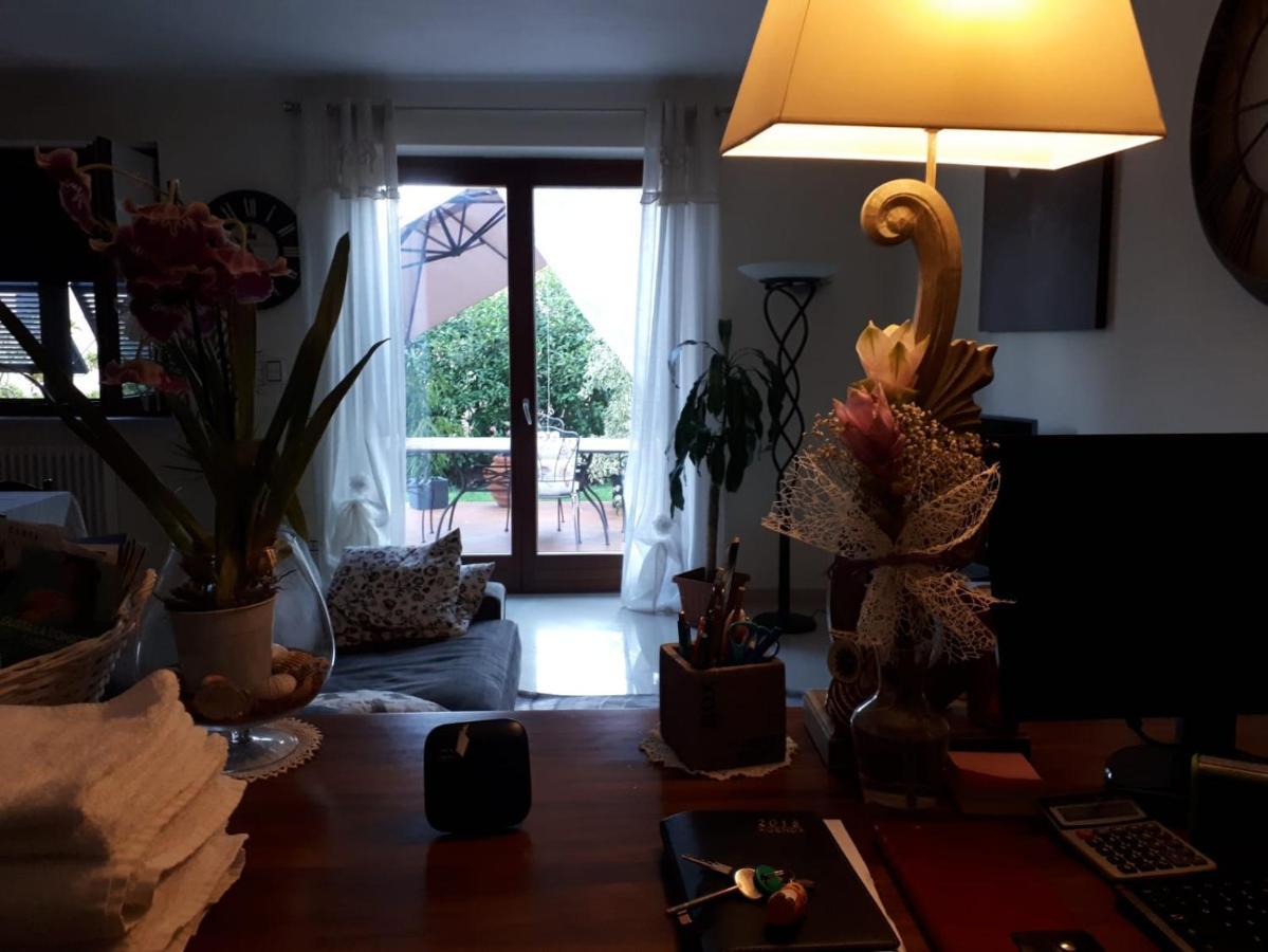 Mirbea Bed & Breakfast Cisano sul Neva Eksteriør bilde