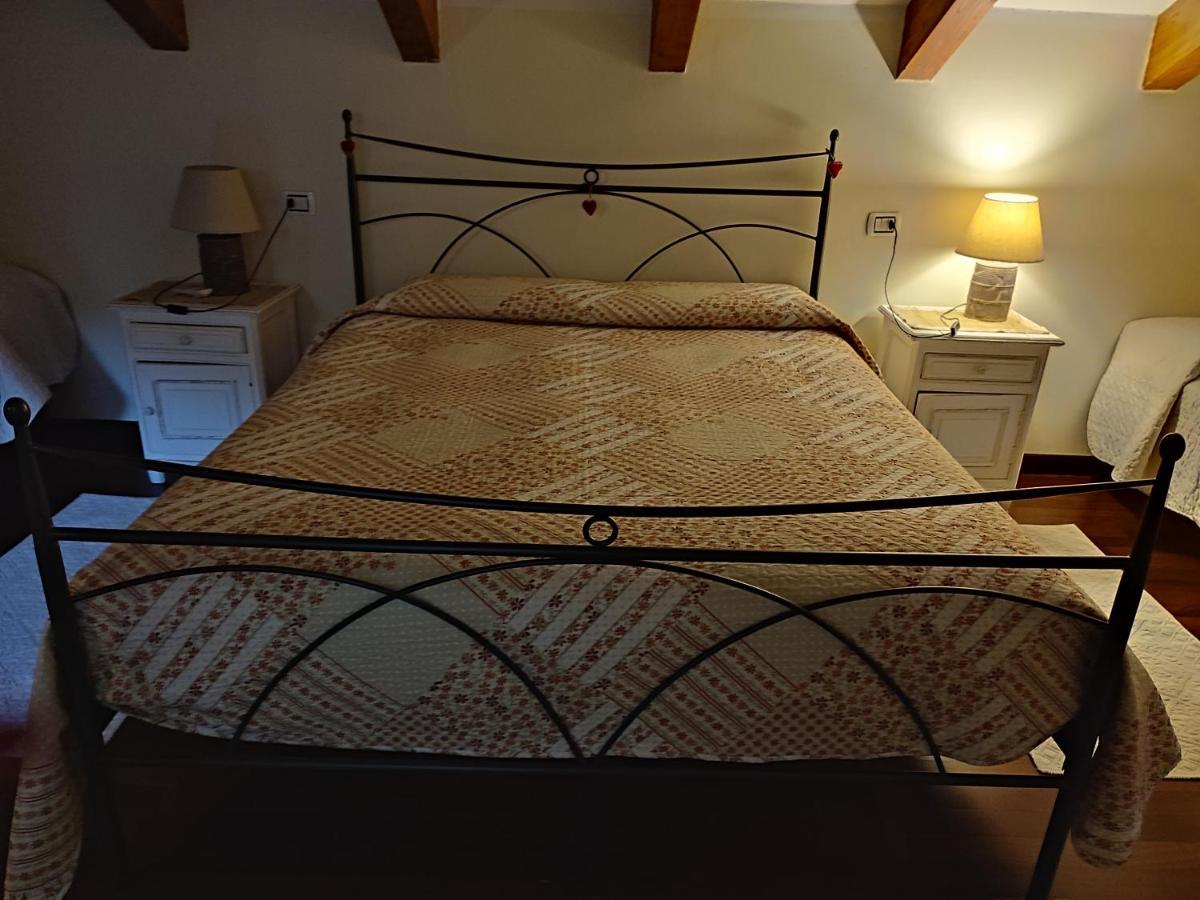Mirbea Bed & Breakfast Cisano sul Neva Eksteriør bilde